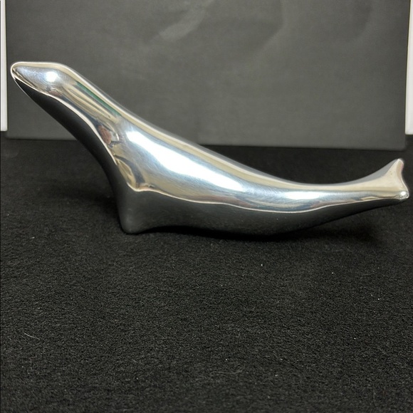 Hoselton MCM Vintage Polished Aluminum Seal Sculpture - Signed - Picture 2 of 10